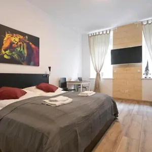 Apartment, Modern Und Neu Renoviert Апартаменты